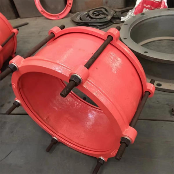 新疆鑄管柔口接管器DN600